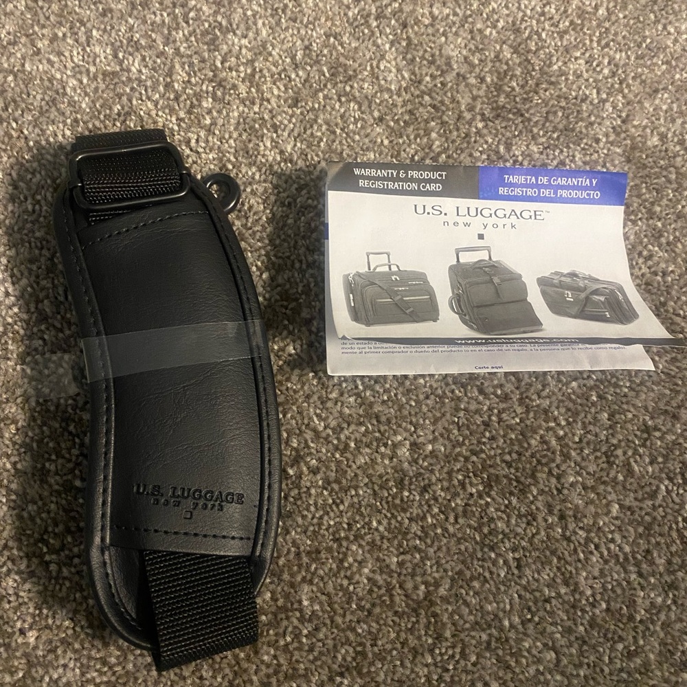 US Luggage New York Strap, Unused New From 2003